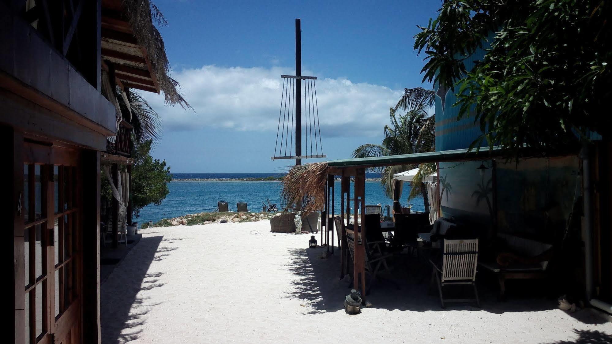 Coral Reef Beach Savaneta Exterior foto